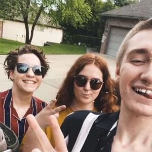 Meet your Posher, Garrett